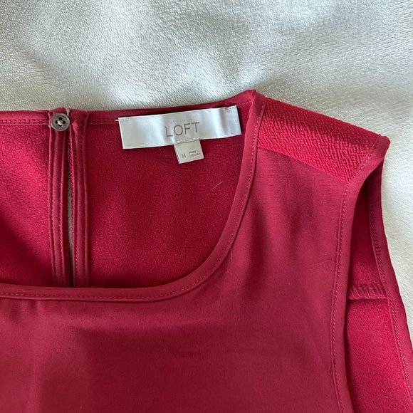 Red sleeveless blouse LOFT - Picture 2 of 3